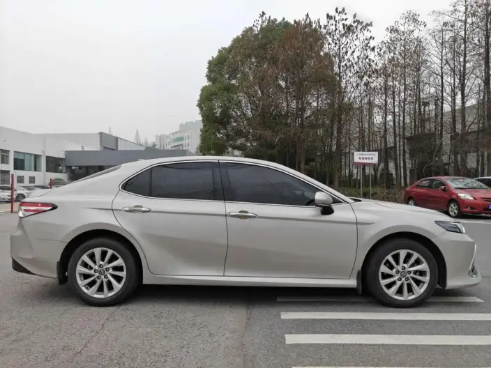 Toyota Camry 2021 Model 2.0G Deluxe Edition – фото 8
