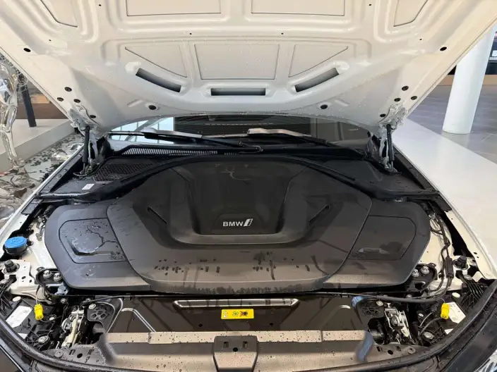 BMW i3 2025 Model eDrive35L – фото 7