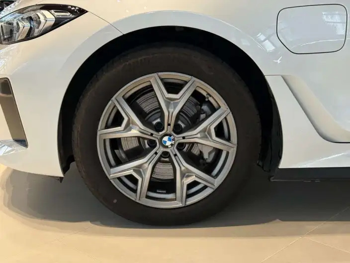 BMW i3 2025 Model eDrive35L – фото 8