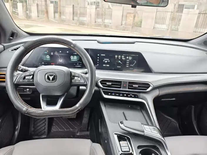 Changan UNI-T 2022 Model 1.5T Noble Model – фото 7