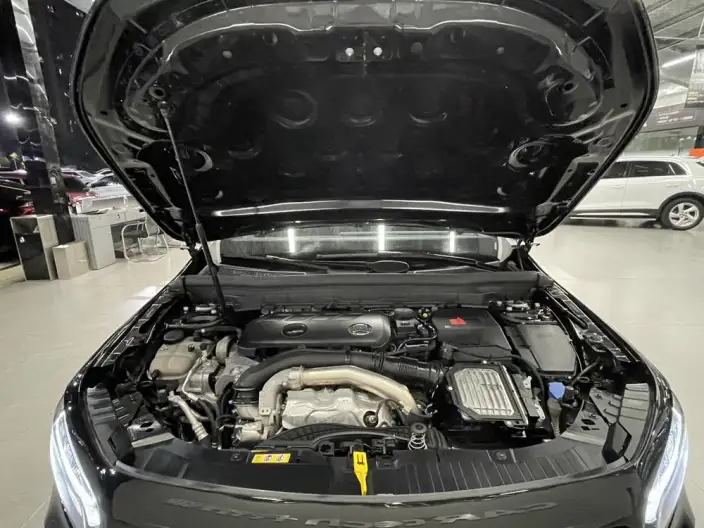 Mercedes-Benz GLB 2024 Model GLB 220 Dynamic Model – фото 7