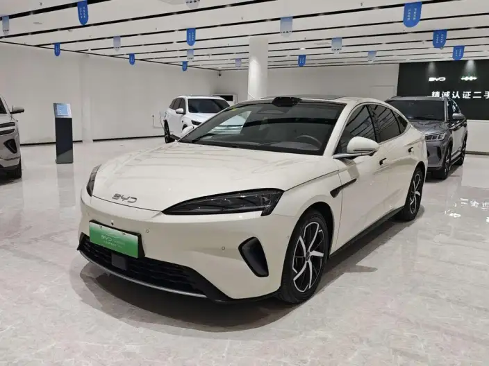 BYD Seal 07DM 2026 Model DM-i 230KM Flagship Model