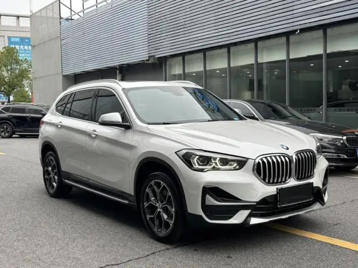 BMW X1 2022 Model sDrive20Li Exclusive Model – фото 3