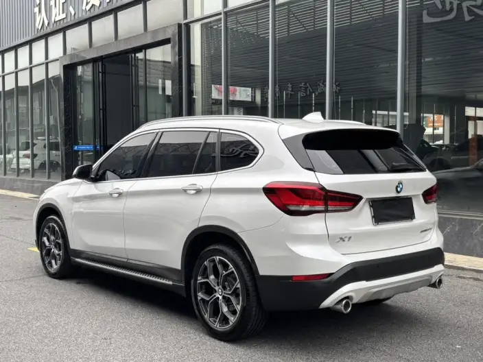 BMW X1 2022 Model sDrive20Li Exclusive Model – фото 4