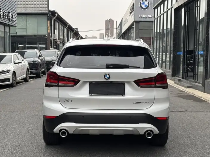 BMW X1 2022 Model sDrive20Li Exclusive Model – фото 5