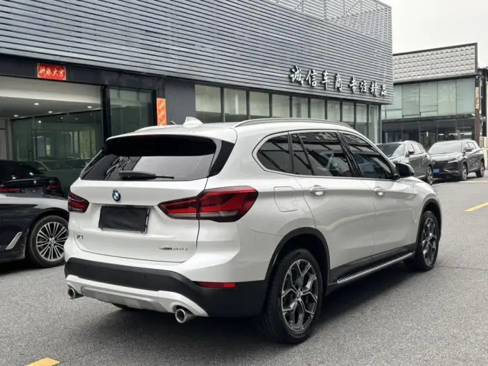 BMW X1 2022 Model sDrive20Li Exclusive Model – фото 6