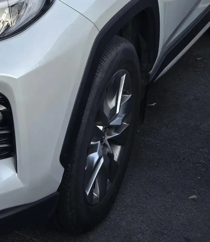 Toyota Wildlander 2022 Model 2.0L 2WD Deluxe Edition – фото 5