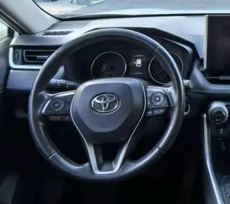Toyota Wildlander 2022 Model 2.0L 2WD Deluxe Edition – фото 7