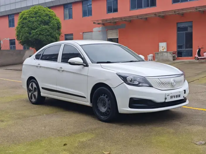 Dongfeng Aeolus E70 2022 Model 500 Chao Xiang Edition