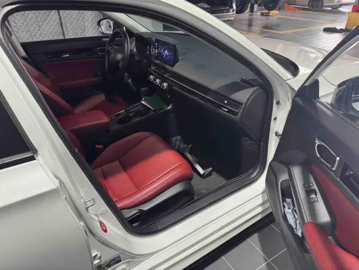 Honda Civic 2022 Model 240TURBO CVT Dynamic Edition – фото 5