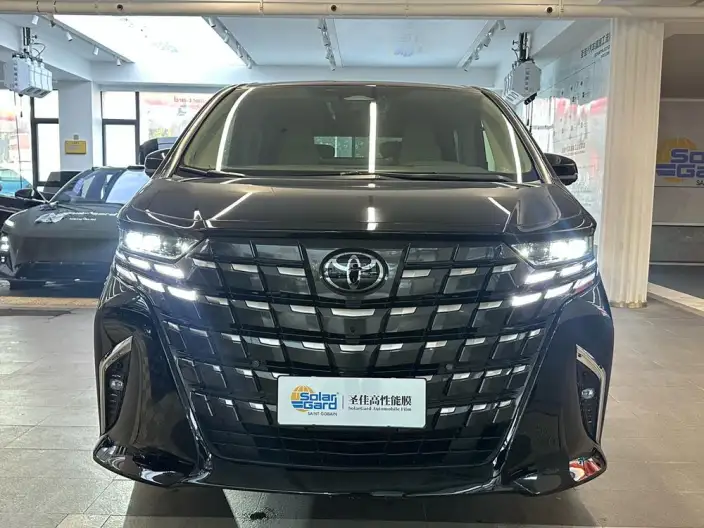 Elfa 2023 Model 2.5L Intelligent Hybrid 4WD Premium