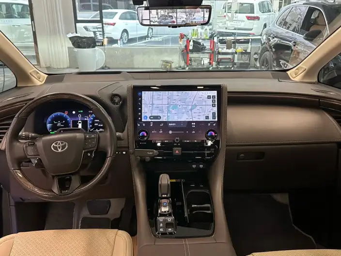Elfa 2023 Model 2.5L Intelligent Hybrid 4WD Premium – фото 7