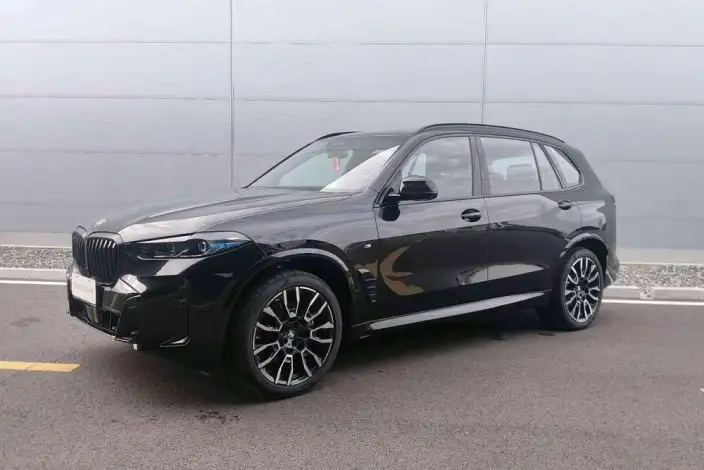 BMW X5 2026 Model xDrive40Li M Sports Night Set – фото 1