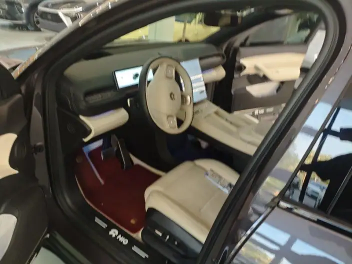 NIO ES6 2024 Model 75kWh – фото 7