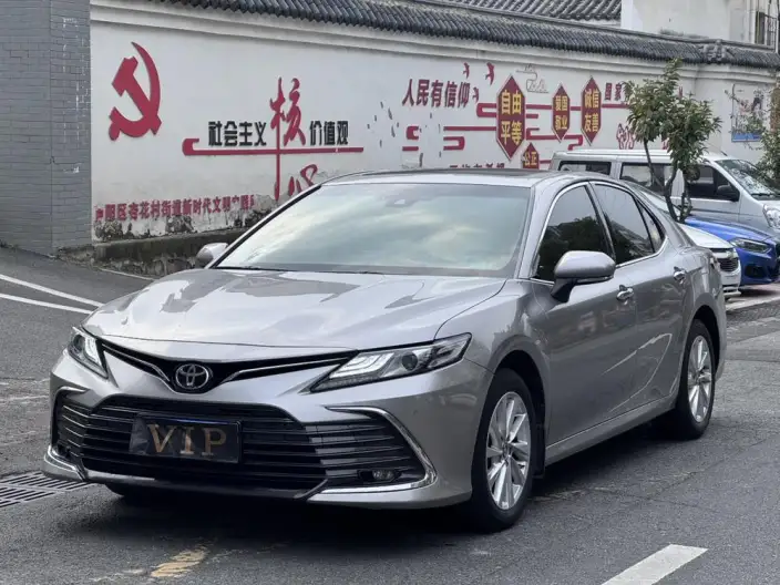 Toyota Camry 2021 Model 2.0G Deluxe Edition