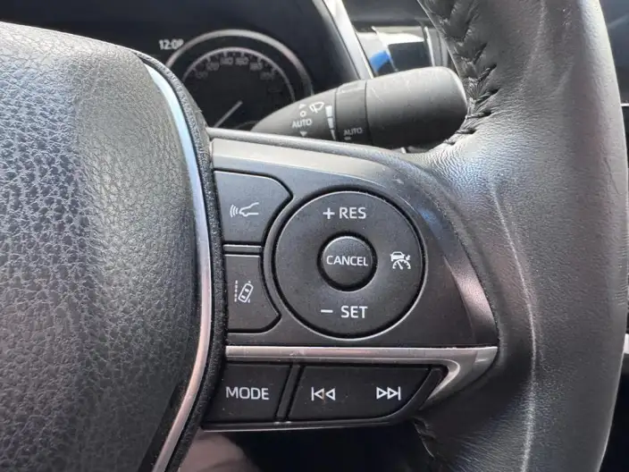 Toyota Camry 2021 Model 2.0G Deluxe Edition – фото 10