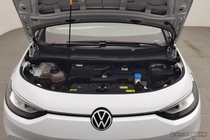 Volkswagen ID.3 2023 Model L Class Model Pure Smart Edition – фото 5