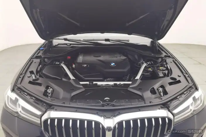BMW 5 Series 2022 Model Facelift 530Li Leading Model M Sports Set – фото 5