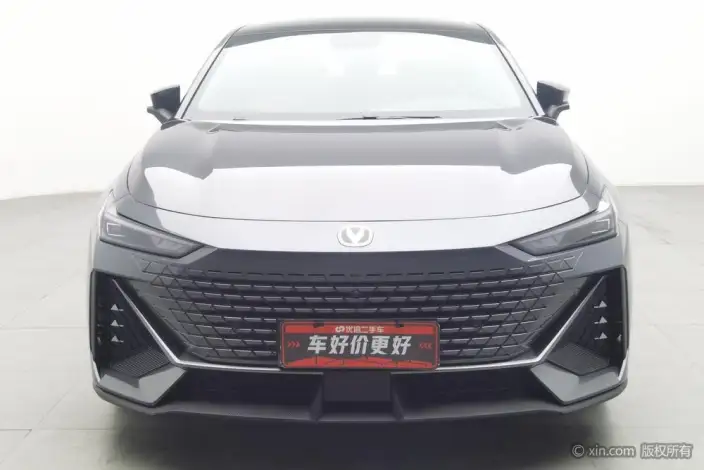 Changan UNI-V 2022 Model 1.5T Noble Model – фото 2