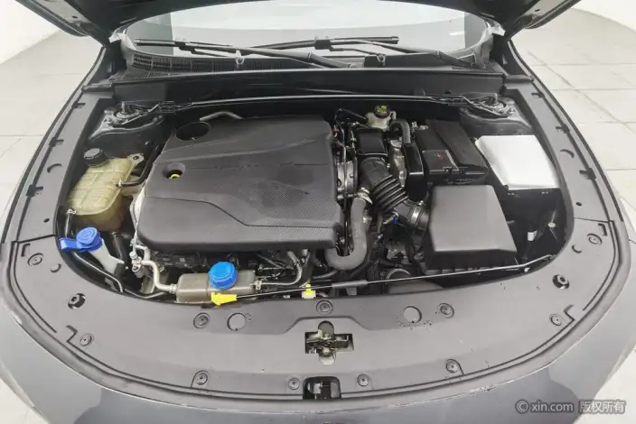 Changan UNI-V 2022 Model 1.5T Noble Model – фото 5