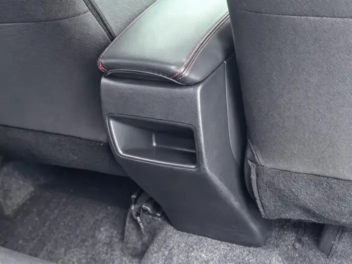 Toyota Corolla Cross 2024 Model 2.0L Intelligent Hybrid Pioneer Edition – фото 10
