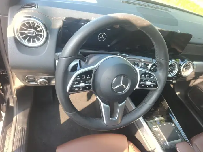 Mercedes-Benz GLB 2022 Model GLB 220 Fashion Model – фото 7