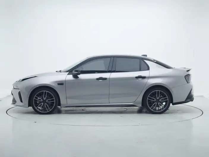 Lynk & Co 03 2026 Model 2.0TD AT Ultra