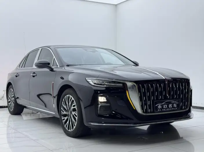 Hongqi H5 2024 Model 2.0T Automatic Flag Enjoy Edition