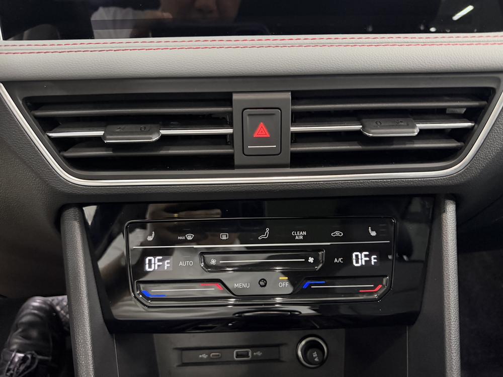 Volkswagen Tiguan L PHEV 2022 430PHEV Plug-in Hybrid Flagship – фото 7