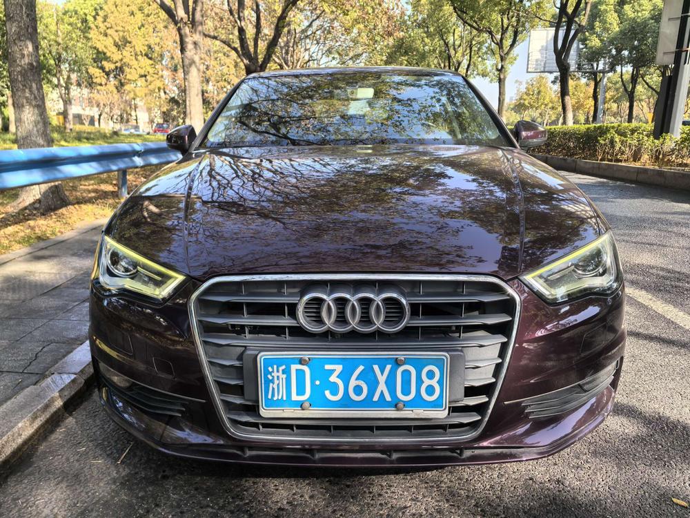 Audi A3 2016 Limousine 35 TFSI Special Edition – фото 2