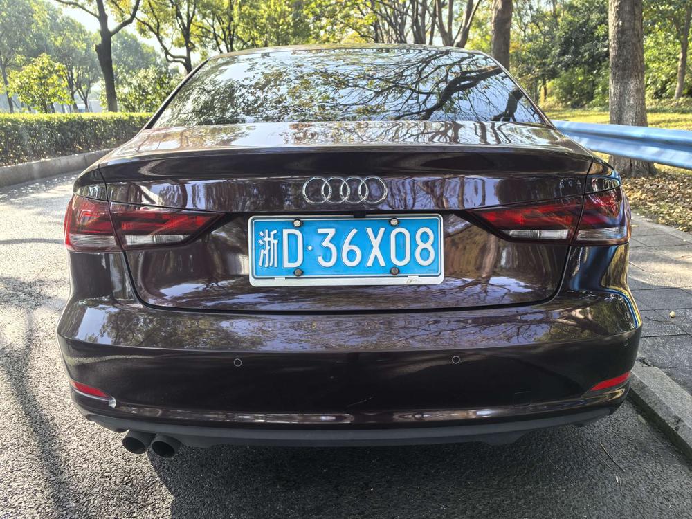 Audi A3 2016 Limousine 35 TFSI Special Edition – фото 4