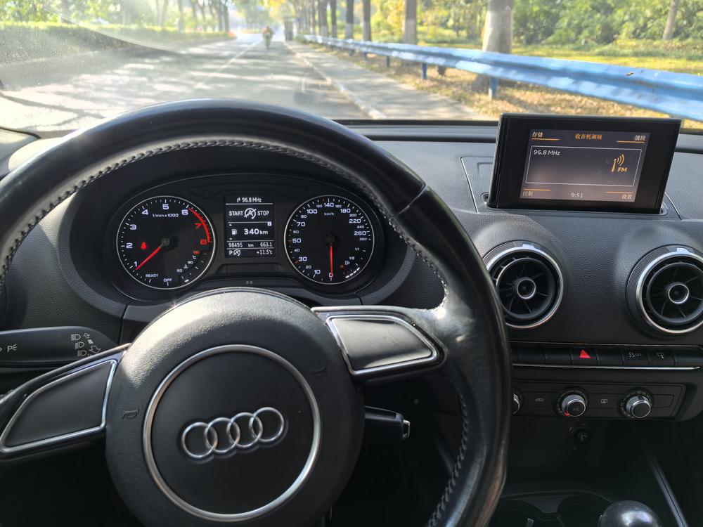 Audi A3 2016 Limousine 35 TFSI Special Edition – фото 7