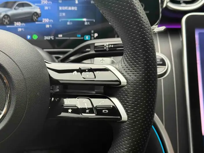 Mercedes-Benz C-Class 2024 Model C 260 L Sports Edition – фото 5