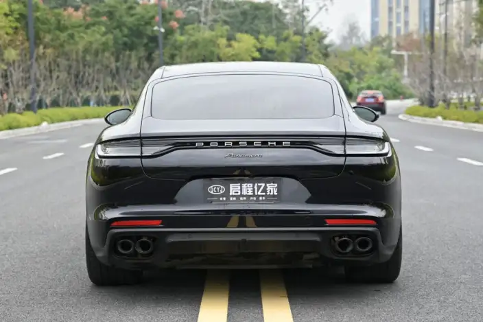 Panamera 2023 Model Facelift Panamera Executive Extended Platinum Edition 2.9T – фото 5