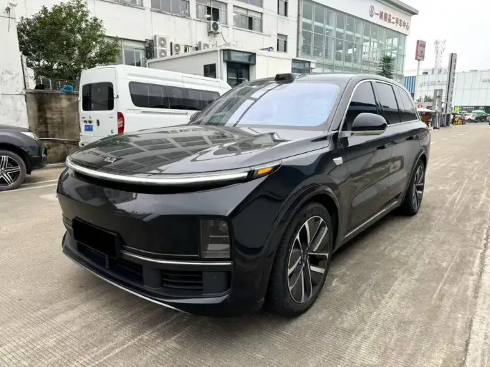 Li Auto L8 2023 Model Max Edition