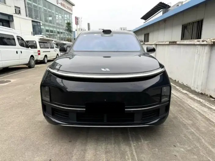 Li Auto L8 2023 Model Max Edition