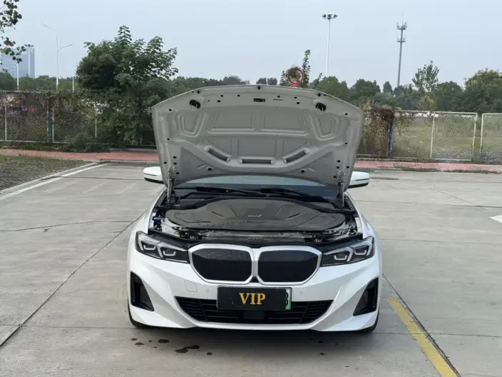 BMW i3 2025 Model eDrive35L – фото 9