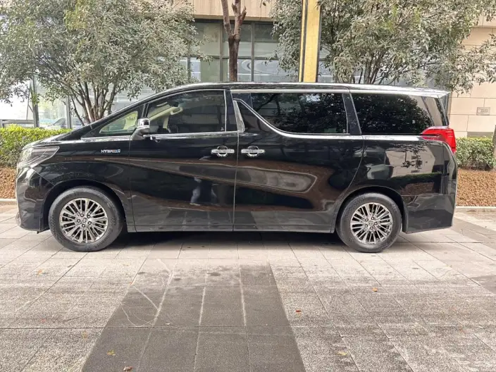 Elfa 2021 Model Hybrid 2.5L Premium Edition