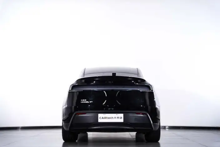 Model Y 2025 Model Facelift Long Battery Life Pro All-wheel drive version