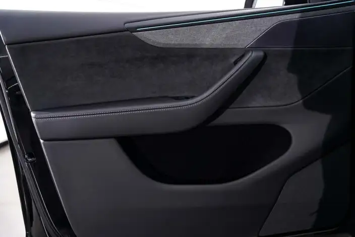 Model Y 2025 Model Facelift Long Battery Life Pro All-wheel drive version – фото 7