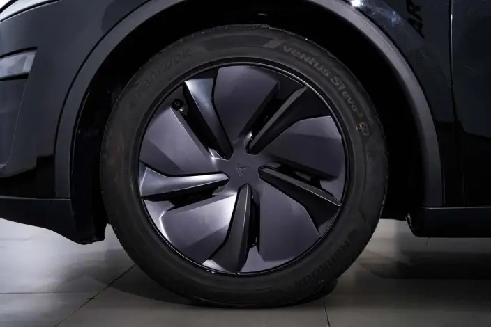 Model Y 2025 Model Facelift Long Battery Life Pro All-wheel drive version – фото 10