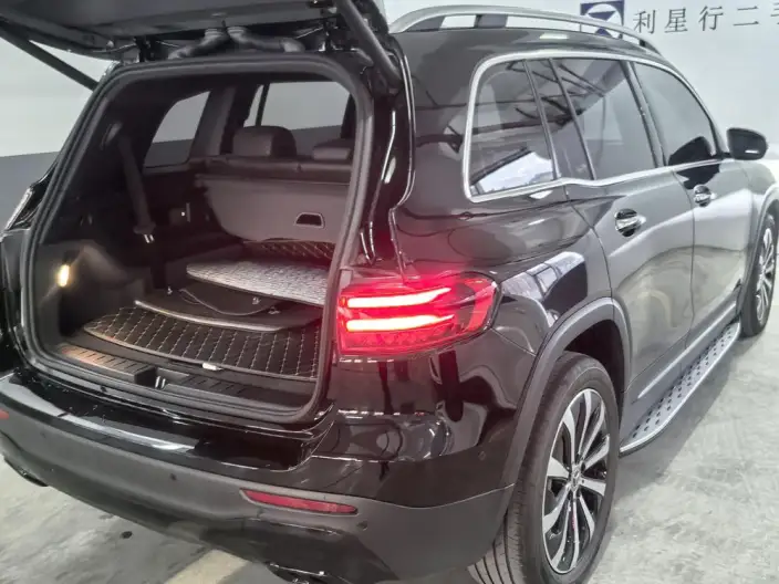 Mercedes-Benz GLB 2024 Model GLB 220 Fashion Model – фото 8