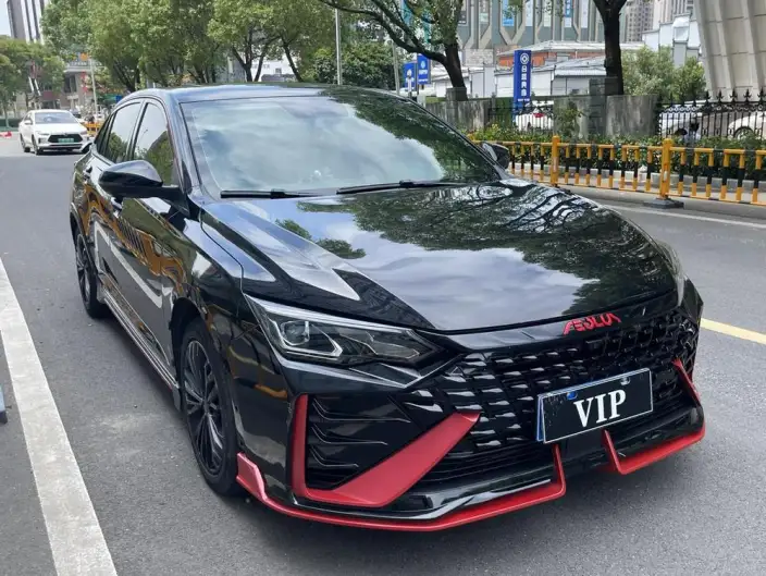 Yixuan Max 2022 Model 1.5T Dark Night Edge Edition