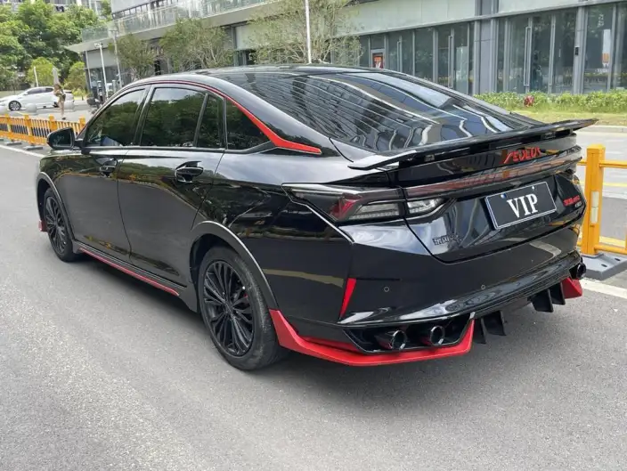 Yixuan Max 2022 Model 1.5T Dark Night Edge Edition – фото 5