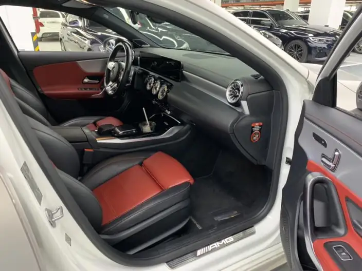 Mercedes-Benz A-Class AMG 2022 Model AMG A 35 L 4MATIC – фото 7
