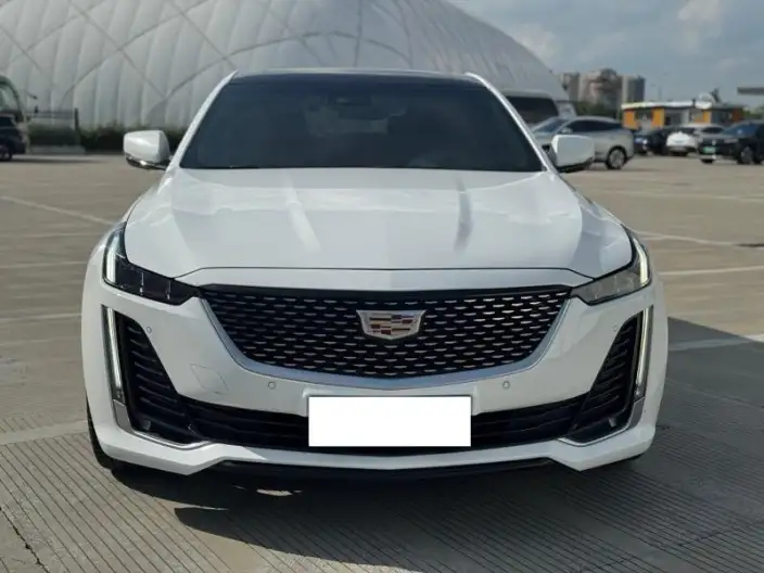 Cadillac CT5 2022 Model 28T Fashion Model