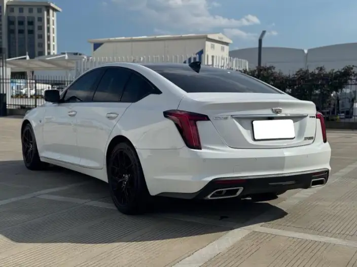Cadillac CT5 2022 Model 28T Fashion Model