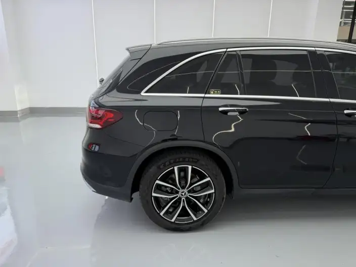 Mercedes-Benz GLC 2022 Model GLC 260 L 4MATIC Luxury Model – фото 9