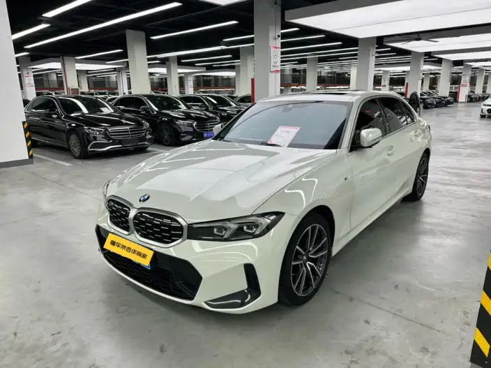 BMW 3 Series 2025 Model 325Li M Sports Set