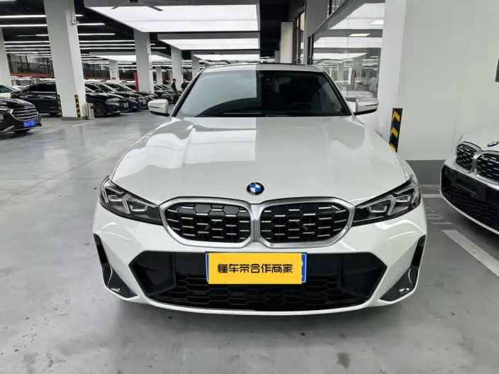 BMW 3 Series 2025 Model 325Li M Sports Set